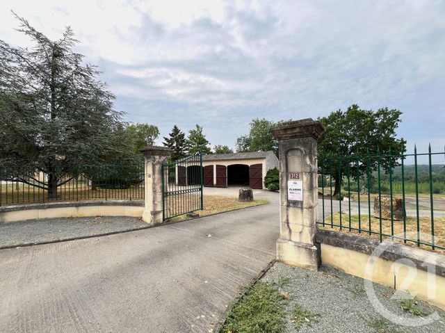 Maison &agrave; vendre - 4 pi&egrave;ces - 392 m2 - St Quentin De Baron - 33 - AQUITAINE