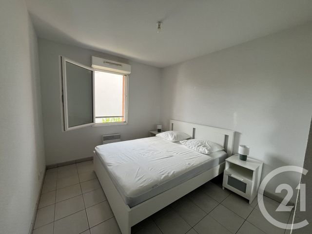 Appartement F2 &agrave; louer - 2 pi&egrave;ces - 41,72 m2 - St Quentin De Baron - 33 - AQUITAINE