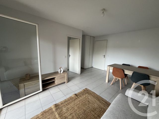 Appartement F2 &agrave; louer - 2 pi&egrave;ces - 41,72 m2 - St Quentin De Baron - 33 - AQUITAINE