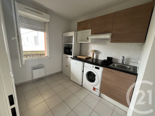 Appartement F2 &agrave; louer - 2 pi&egrave;ces - 41,72 m2 - St Quentin De Baron - 33 - AQUITAINE