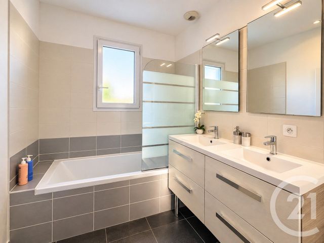 Maison &agrave; vendre - 4 pi&egrave;ces - 95 m2 - Beychac Et Caillau - 33 - AQUITAINE
