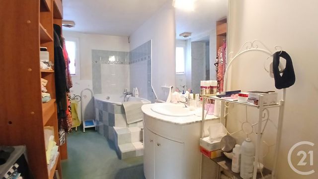 Maison à vendre - 6 pièces - 148 m2 - Rauzan - 33 - AQUITAINE