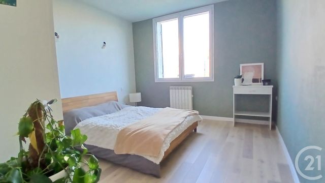 Maison à vendre - 6 pièces - 170 m2 - Rauzan - 33 - AQUITAINE