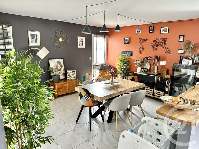 Maison à vendre - 5 pièces - 155 m2 - Salleboeuf - 33 - AQUITAINE