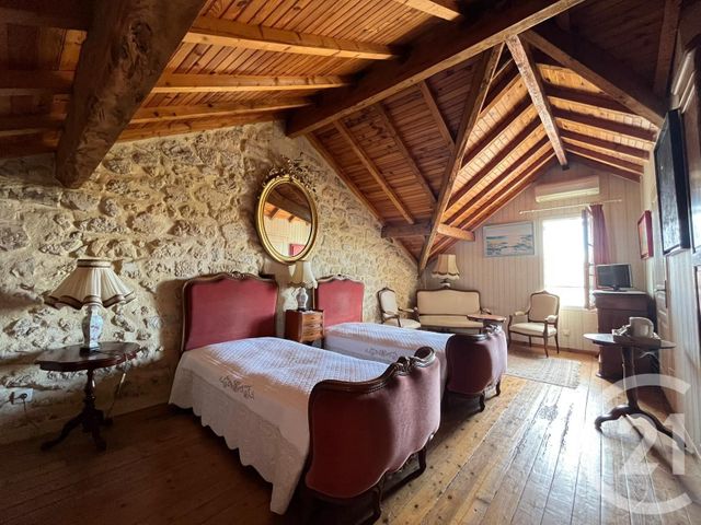 Maison à vendre - 6 pièces - 241 m2 - St Quentin De Baron - 33 - AQUITAINE