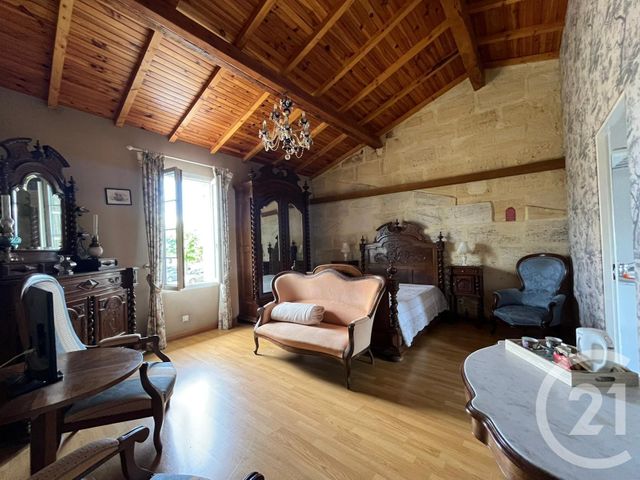 Maison à vendre - 6 pièces - 241 m2 - St Quentin De Baron - 33 - AQUITAINE