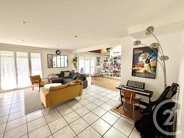 Maison &agrave; vendre - 6 pi&egrave;ces - 150 m2 - Cenac - 33 - AQUITAINE