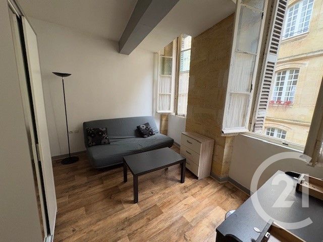 Appartement Studio &agrave; louer - 1 pi&egrave;ce - 21 m2 - Bordeaux - 33 - AQUITAINE