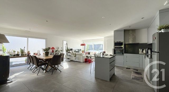 Maison à vendre - 4 pièces - 118 m2 - Yvrac - 33 - AQUITAINE