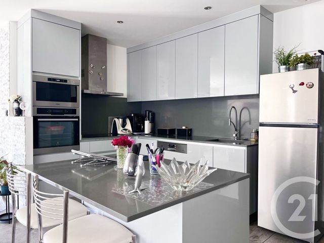 Maison à vendre - 4 pièces - 118 m2 - Yvrac - 33 - AQUITAINE