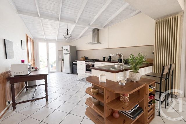 Maison &agrave; vendre - 6 pi&egrave;ces - 135 m2 - Yvrac - 33 - AQUITAINE