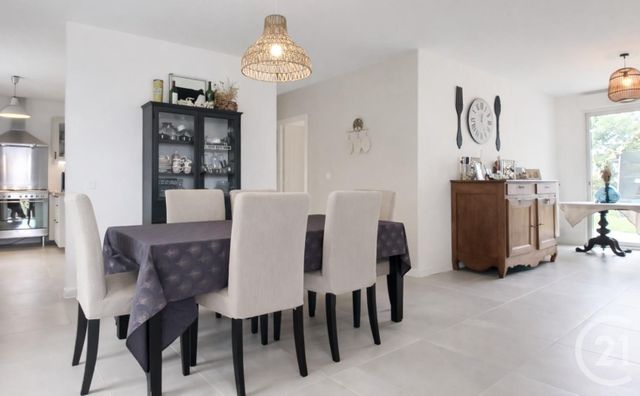 Maison &agrave; vendre - 5 pi&egrave;ces - 142 m2 - Tresses - 33 - AQUITAINE