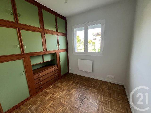 Maison &agrave; louer - 3 pi&egrave;ces - 77,21 m2 - Tresses - 33 - AQUITAINE