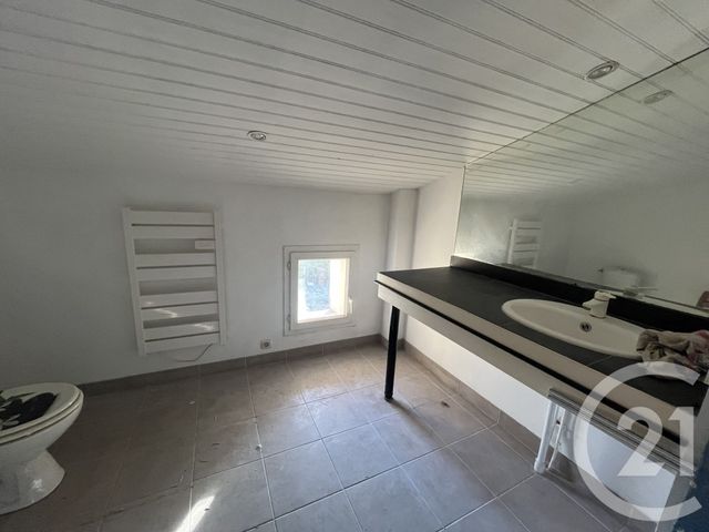 Maison &agrave; louer - 4 pi&egrave;ces - 82,14 m2 - Beychac Et Caillau - 33 - AQUITAINE