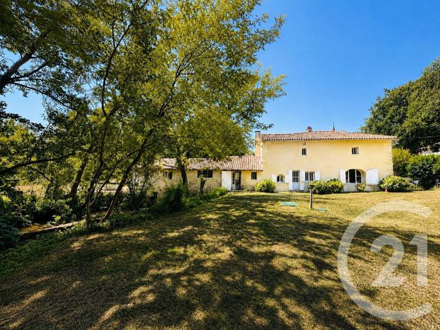 Maison &agrave; vendre - 6 pi&egrave;ces - 211 m2 - Salleboeuf - 33 - AQUITAINE