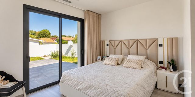Maison &agrave; vendre - 6 pi&egrave;ces - 145 m2 - Camblanes Et Meynac - 33 - AQUITAINE
