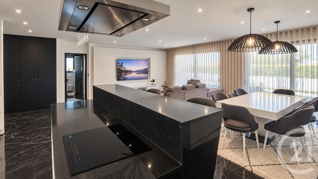 Maison &agrave; vendre - 6 pi&egrave;ces - 145 m2 - Camblanes Et Meynac - 33 - AQUITAINE