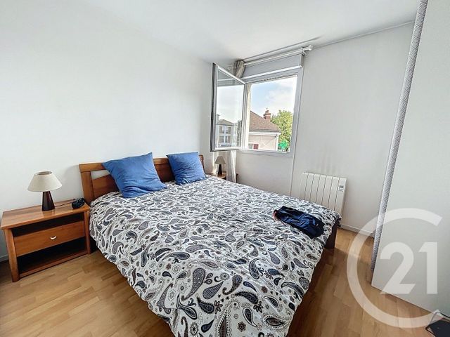 Appartement F2 à vendre - 2 pièces - 49 m2 - Villecresnes - 94 - ILE-DE-FRANCE