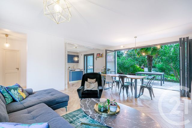 Maison à vendre - 6 pièces - 160,21 m2 - La Varenne St Hilaire - 94 - ILE-DE-FRANCE