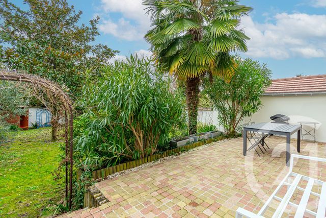 Maison à vendre - 6 pièces - 160,21 m2 - La Varenne St Hilaire - 94 - ILE-DE-FRANCE