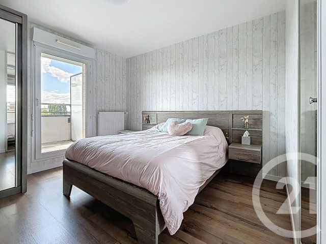 Appartement F2 à vendre - 2 pièces - 44,20 m2 - Villecresnes - 94 - ILE-DE-FRANCE