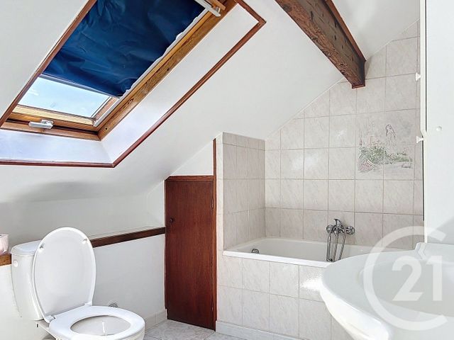 Maison à vendre - 7 pièces - 110 m2 - Brie Comte Robert - 77 - ILE-DE-FRANCE