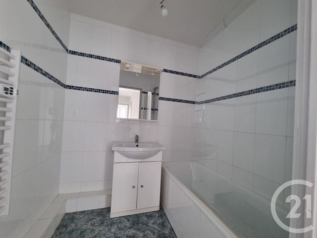 Appartement F3 &agrave; louer - 3 pi&egrave;ces - 66,23 m2 - Montgeron - 91 - ILE-DE-FRANCE