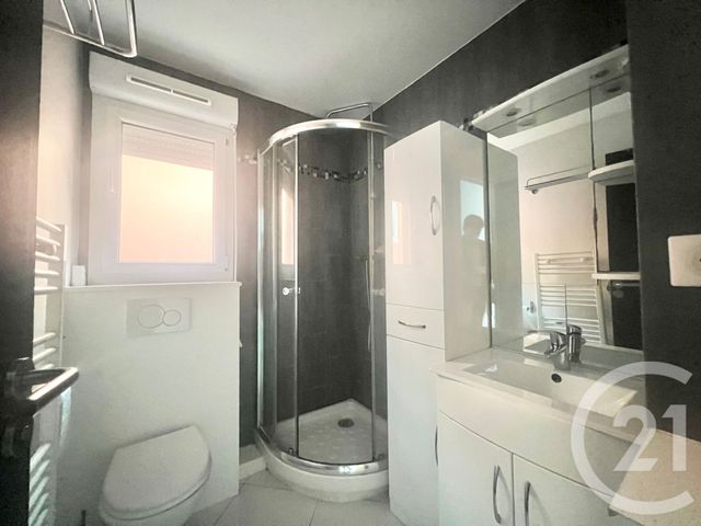 Appartement F3 à louer - 3 pièces - 39,29 m2 - Creteil - 94 - ILE-DE-FRANCE