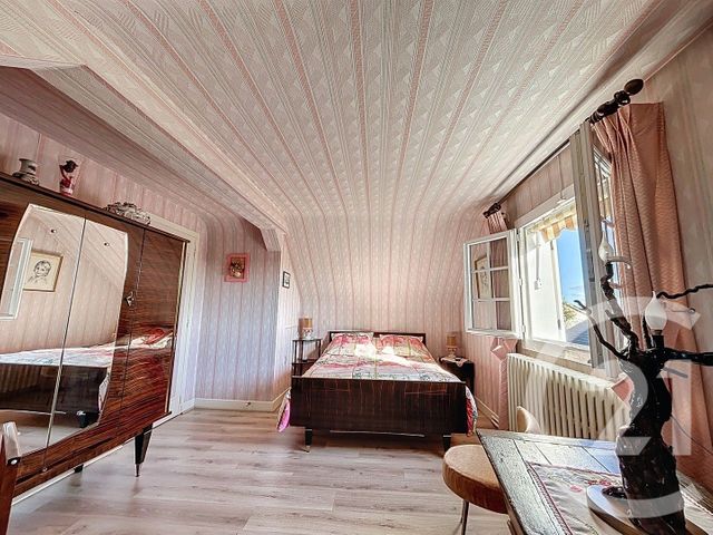 Maison à vendre - 8 pièces - 130,60 m2 - Villecresnes - 94 - ILE-DE-FRANCE