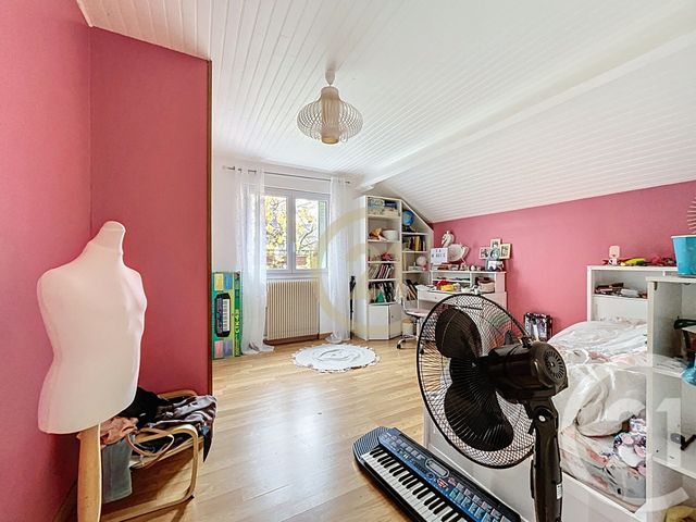 Maison à vendre - 5 pièces - 128,37 m2 - Villecresnes - 94 - ILE-DE-FRANCE