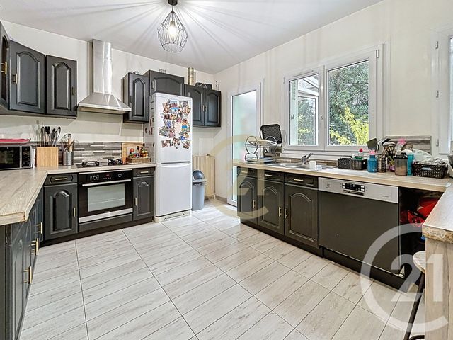 Maison à vendre - 5 pièces - 128,37 m2 - Villecresnes - 94 - ILE-DE-FRANCE