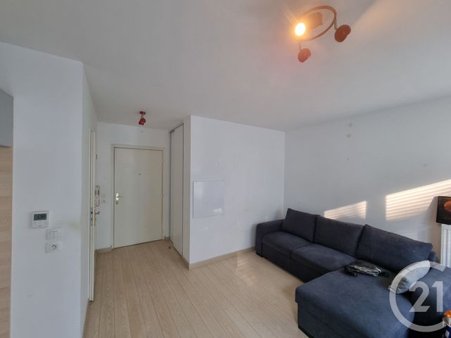 Appartement Studio &agrave; louer - 1 pi&egrave;ce - 26,70 m2 - Sucy En Brie - 94 - ILE-DE-FRANCE