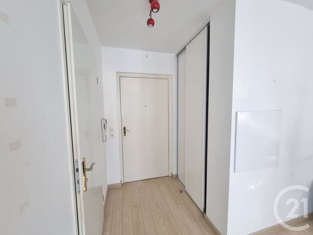 Appartement Studio &agrave; louer - 1 pi&egrave;ce - 26,70 m2 - Sucy En Brie - 94 - ILE-DE-FRANCE