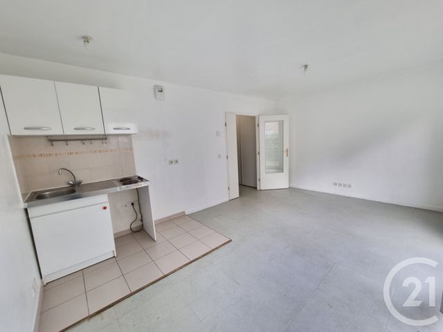 appartement - COMBS LA VILLE - 77