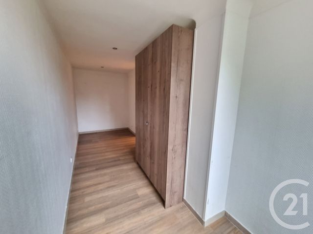 Maison à louer - 3 pièces - 43,92 m2 - Ormesson Sur Marne - 94 - ILE-DE-FRANCE