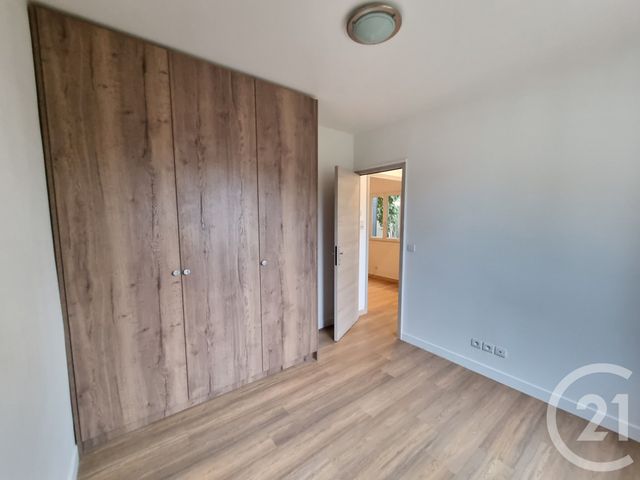 Maison à louer - 3 pièces - 43,92 m2 - Ormesson Sur Marne - 94 - ILE-DE-FRANCE