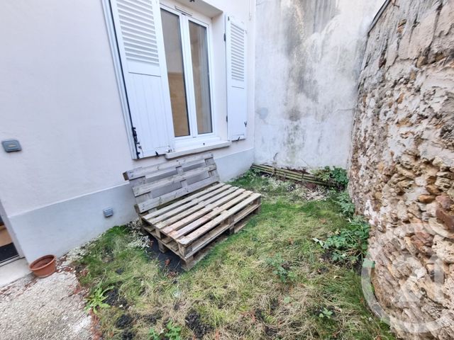 Appartement F2 &agrave; louer - 2 pi&egrave;ces - 28,50 m2 - Santeny - 94 - ILE-DE-FRANCE