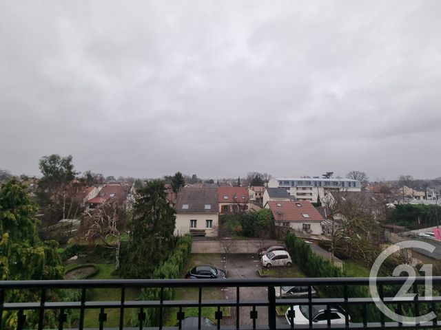 Appartement &agrave; louer - 2 pi&egrave;ces - 25,75 m2 - Ste Genevieve Des Bois - 91 - ILE-DE-FRANCE