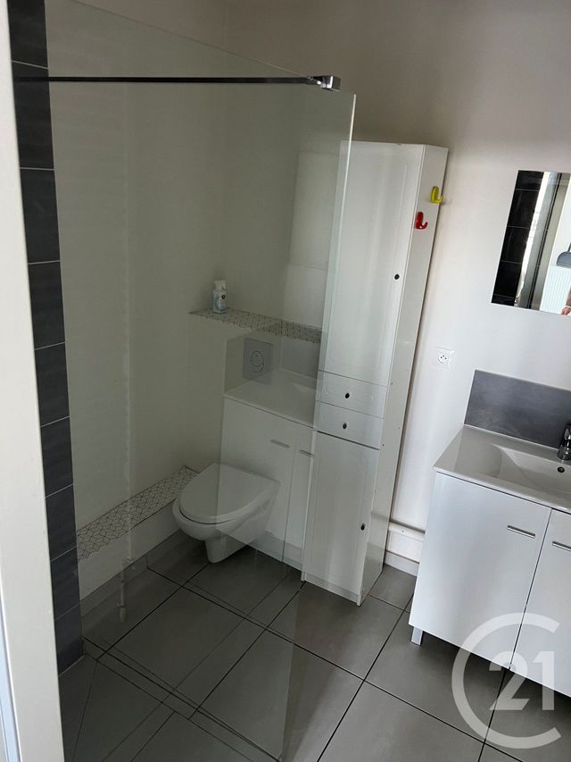 Appartement &agrave; louer - 2 pi&egrave;ces - 25,75 m2 - Ste Genevieve Des Bois - 91 - ILE-DE-FRANCE