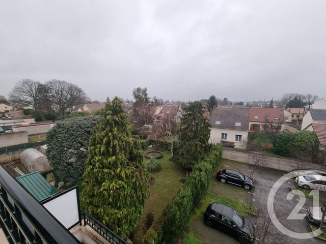 Appartement &agrave; louer - 2 pi&egrave;ces - 25,75 m2 - Ste Genevieve Des Bois - 91 - ILE-DE-FRANCE