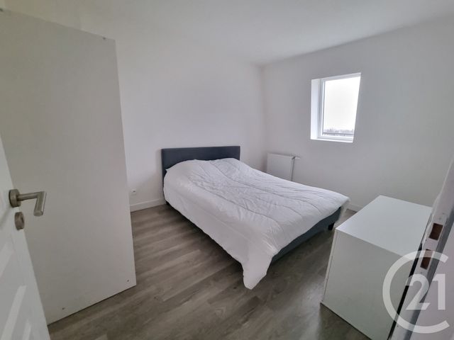 Appartement &agrave; louer - 2 pi&egrave;ces - 25,75 m2 - Ste Genevieve Des Bois - 91 - ILE-DE-FRANCE