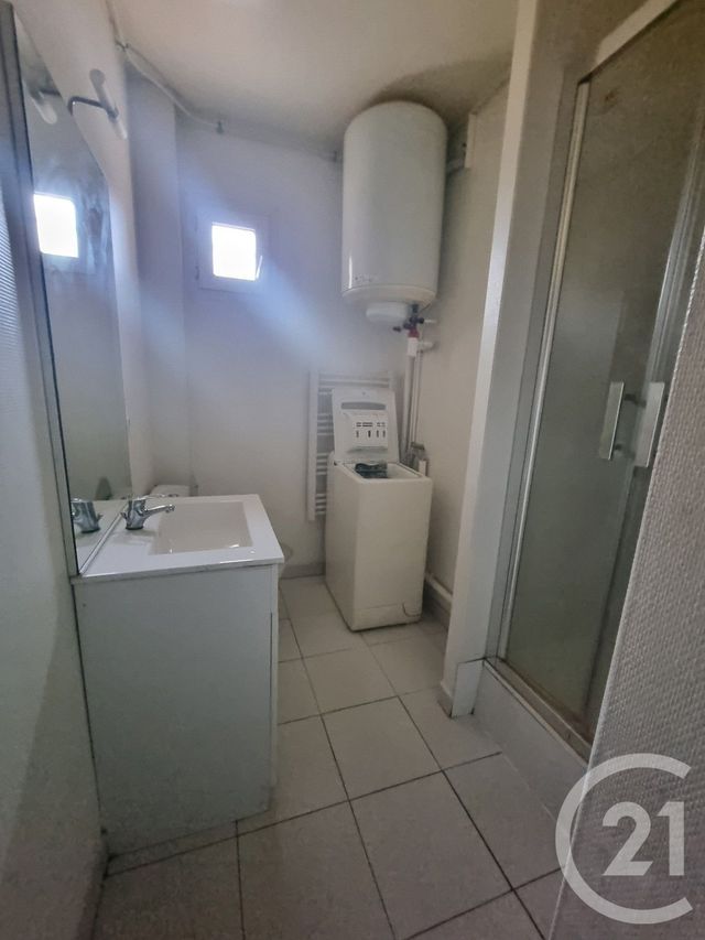 Appartement Studio &agrave; louer - 1 pi&egrave;ce - 23,66 m2 - Marolles En Brie - 94 - ILE-DE-FRANCE