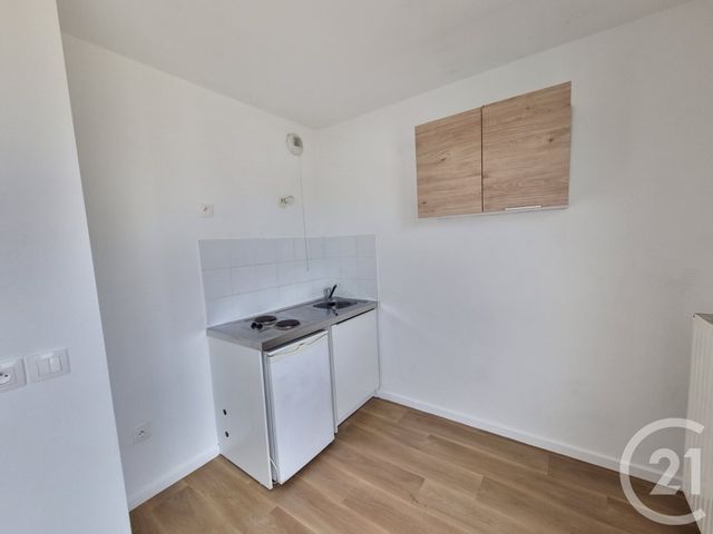 Appartement Studio &agrave; louer - 1 pi&egrave;ce - 24,91 m2 - Alfortville - 94 - ILE-DE-FRANCE