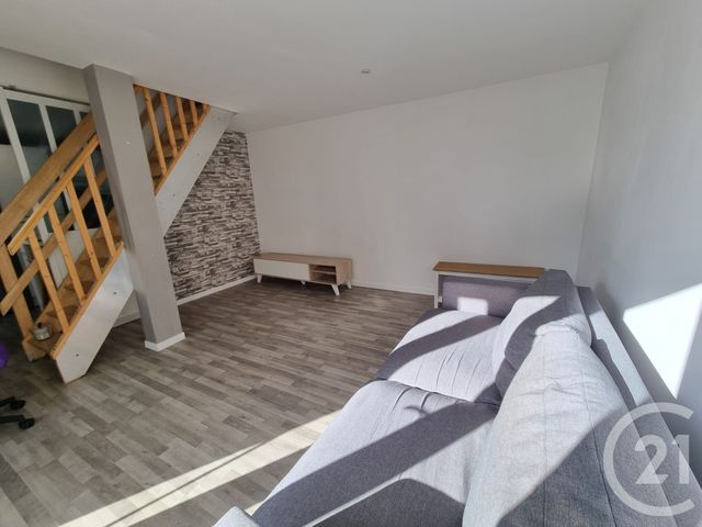 Maison &agrave; louer - 3 pi&egrave;ces - 47,30 m2 - Perigny Sur Yerres - 94 - ILE-DE-FRANCE