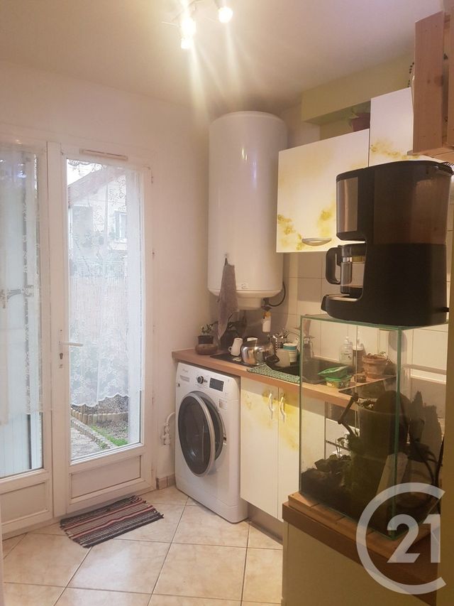 Appartement Studio &agrave; louer - 1 pi&egrave;ce - 26,56 m2 - Quincy Sous Senart - 91 - ILE-DE-FRANCE