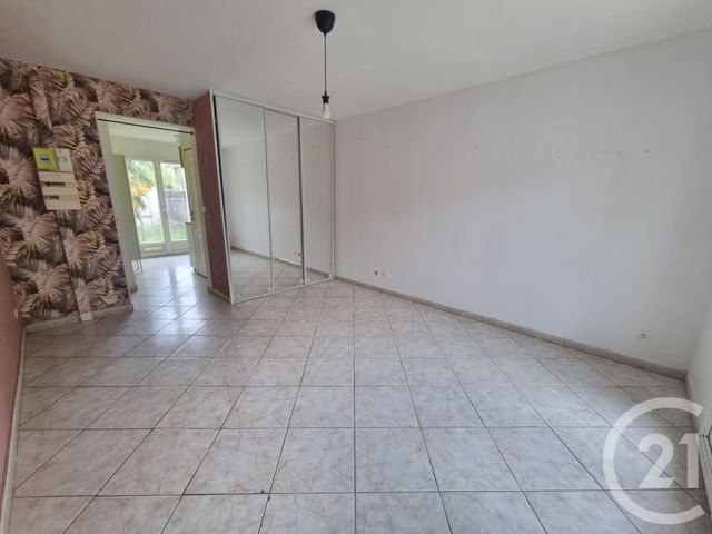 Appartement Studio &agrave; louer - 1 pi&egrave;ce - 26,56 m2 - Quincy Sous Senart - 91 - ILE-DE-FRANCE