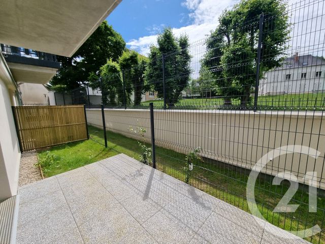 Appartement Studio &agrave; louer - 1 pi&egrave;ce - 27,46 m2 - Villecresnes - 94 - ILE-DE-FRANCE