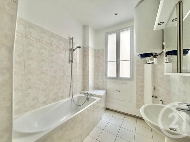 Appartement F3 &agrave; louer - 3 pi&egrave;ces - 93,49 m2 - Paris - 75013 - ILE-DE-FRANCE