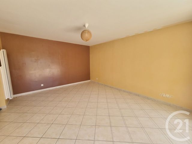 Appartement F2 &agrave; louer - 2 pi&egrave;ces - 45,15 m2 - Santeny - 94 - ILE-DE-FRANCE