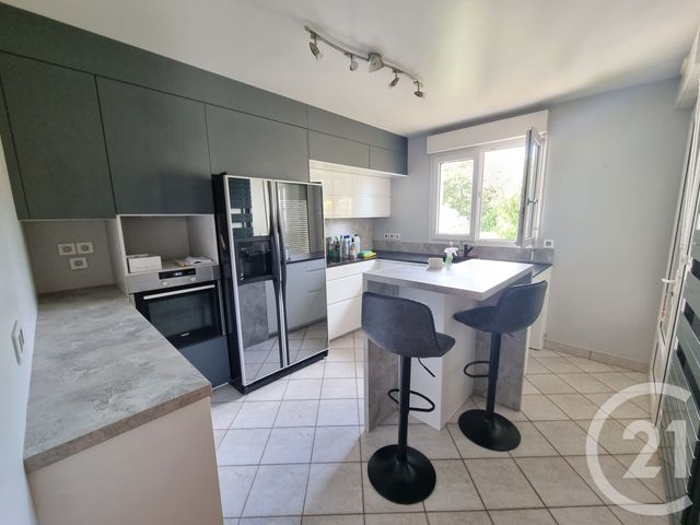 Maison &agrave; louer - 5 pi&egrave;ces - 112,19 m2 - Villecresnes - 94 - ILE-DE-FRANCE